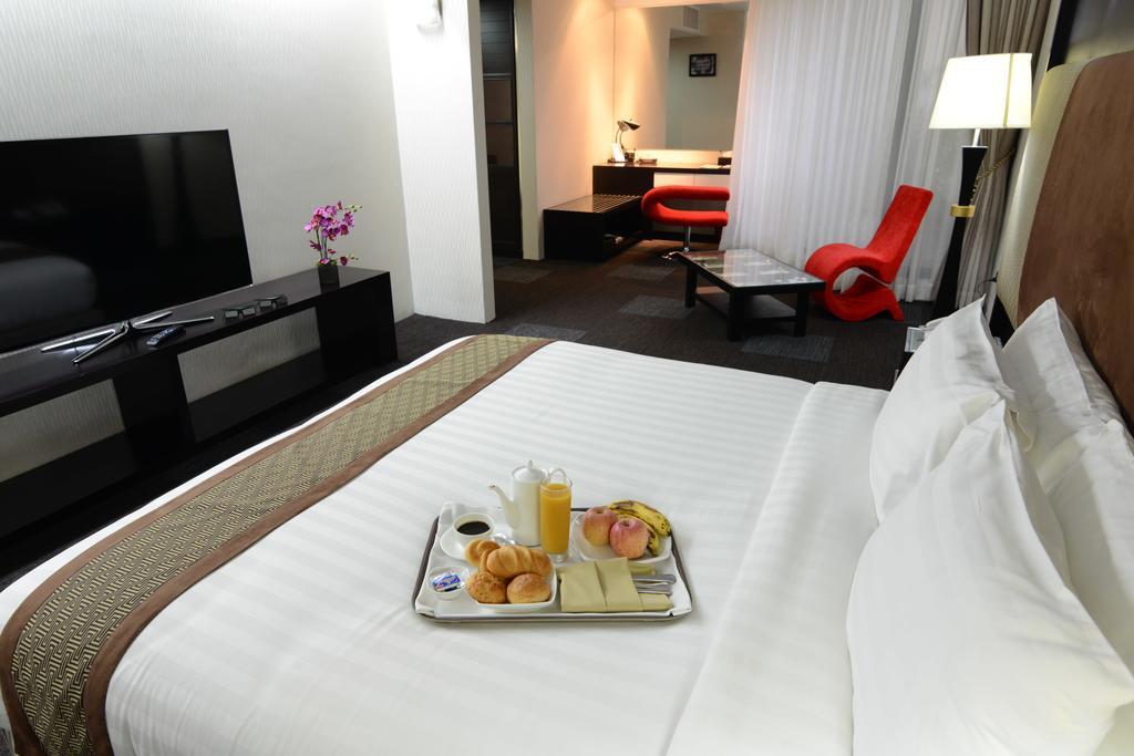 Avenue 64 Hotel Γιανγκόν Δωμάτιο φωτογραφία