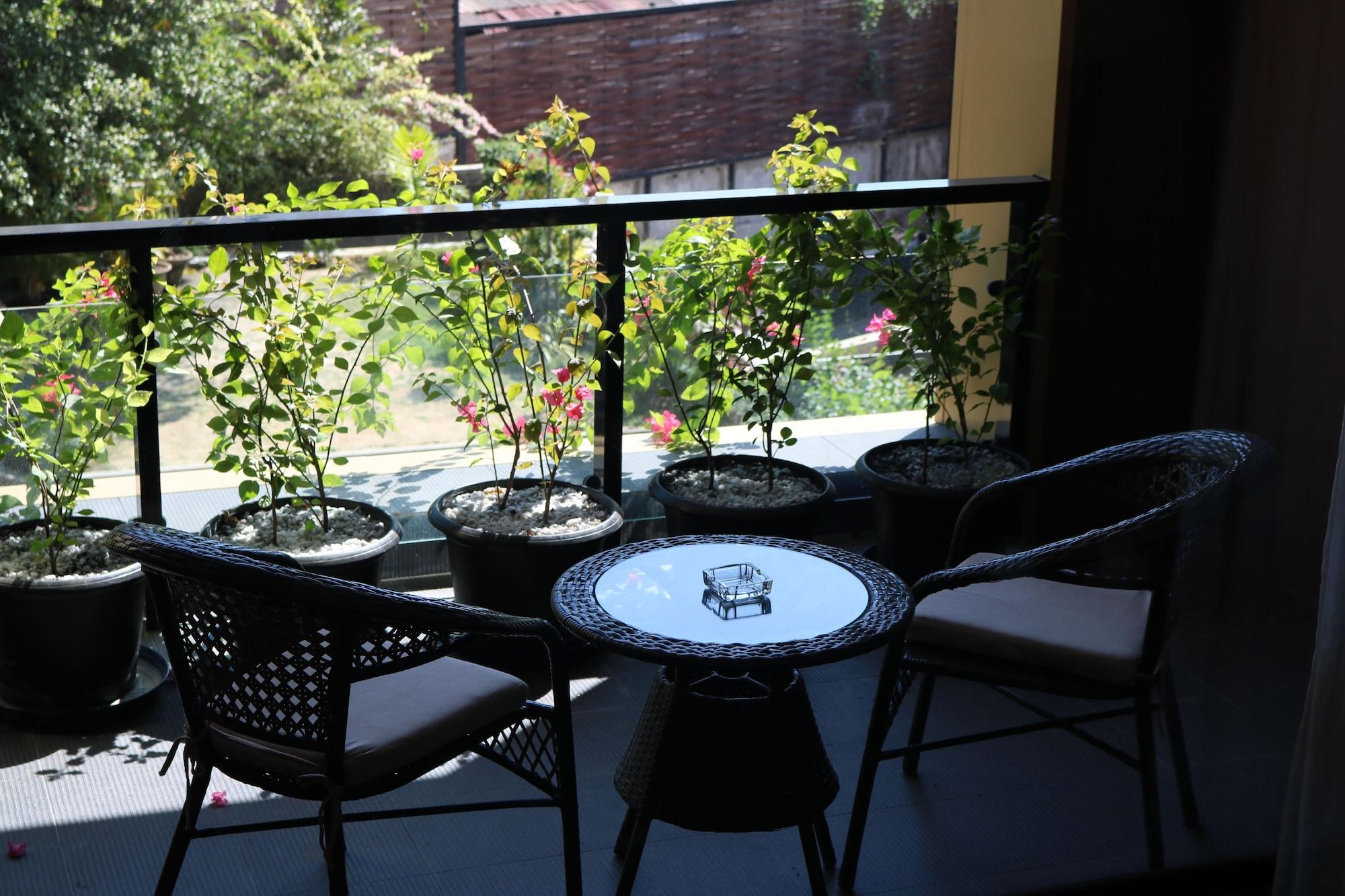 Avenue 64 Hotel Γιανγκόν Εξωτερικό φωτογραφία