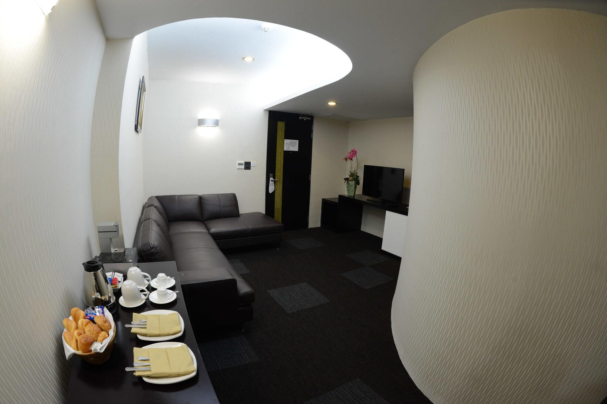 Avenue 64 Hotel Γιανγκόν Εξωτερικό φωτογραφία