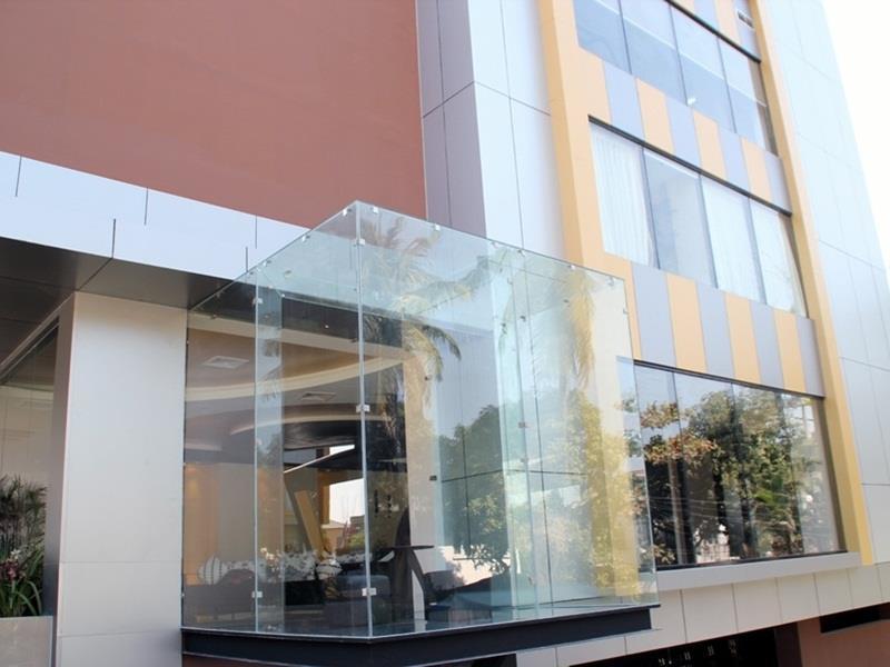 Avenue 64 Hotel Γιανγκόν Εξωτερικό φωτογραφία